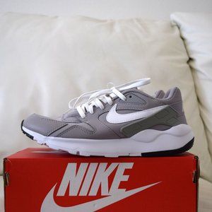 Nike Men’s LD Victory Sneakers